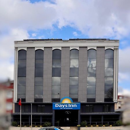 Days Inn By Wyndham Istanbul Arnavutkoy Eksteriør bilde